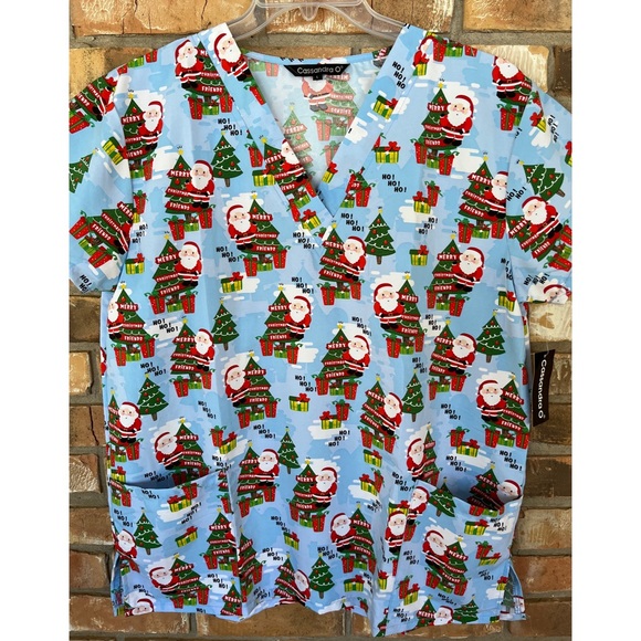 Cassandra O Women’s V-Neck Short Sleeve Holiday Themed Scrub Top Large - Picture 9 of 9